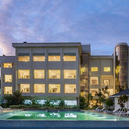 Blue Serene Resort กูรูวาเยอร์ ภายนอก รูปภาพ