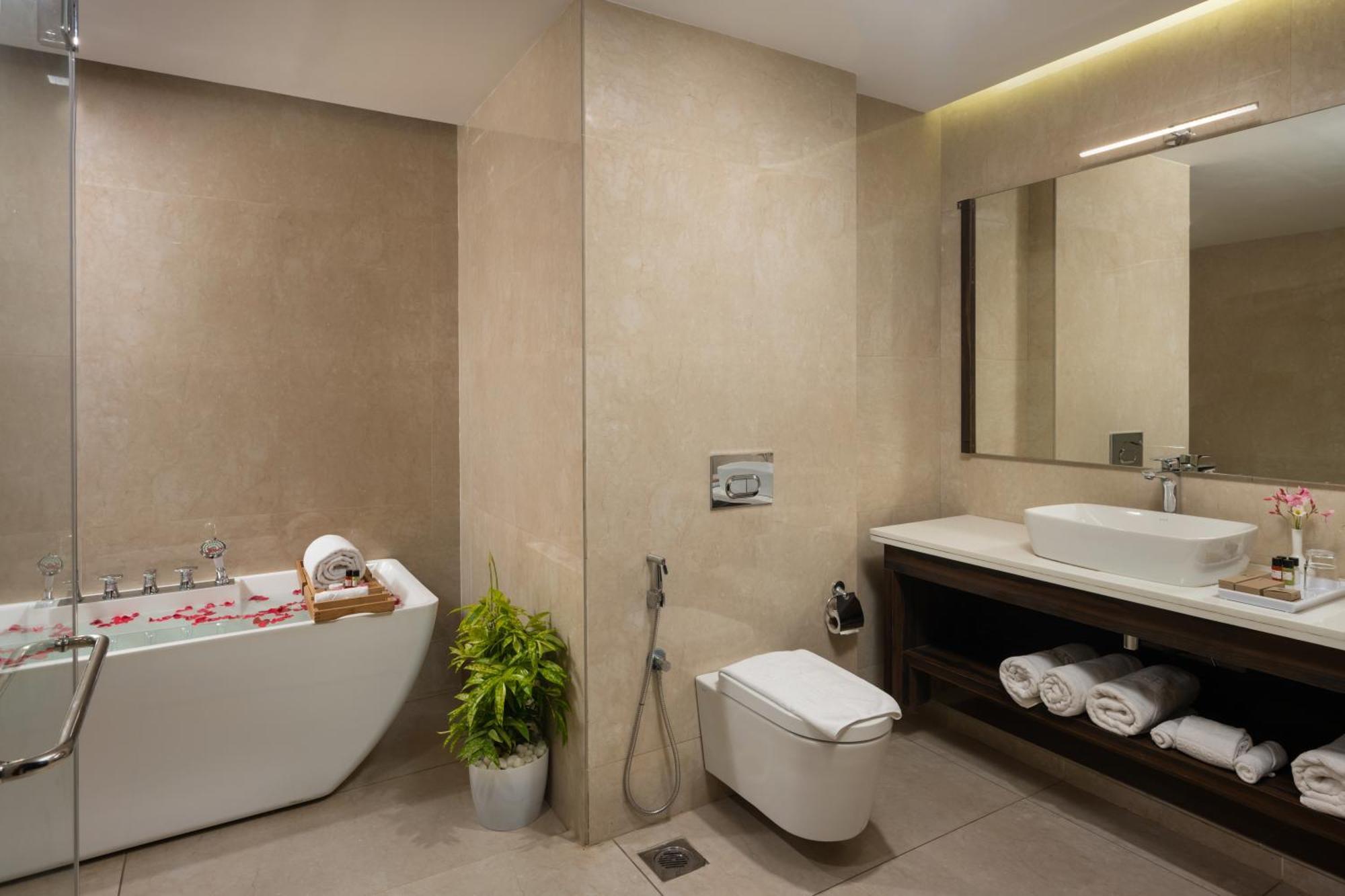 Blue Serene Resort กูรูวาเยอร์ ภายนอก รูปภาพ